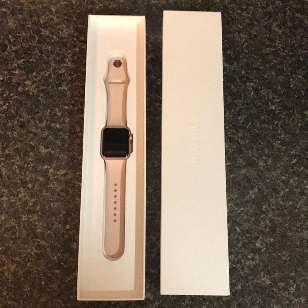 Rose Gold Apple Watch Series 1 || 38mm
